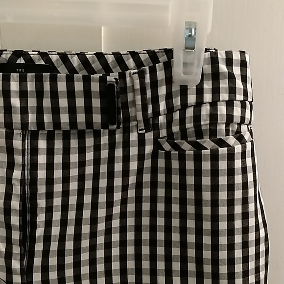 The slim crop black and white check pants Sz 4 - Picture 2 of 7